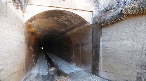 closeup of tunnel opening